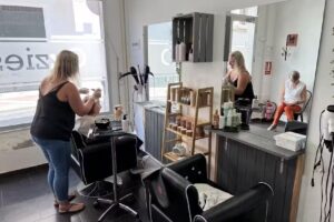 Ozzies Hair Design