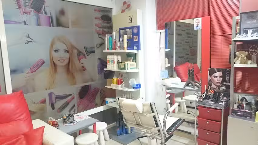 PELUK&rsquo;S peluqueria y estetica