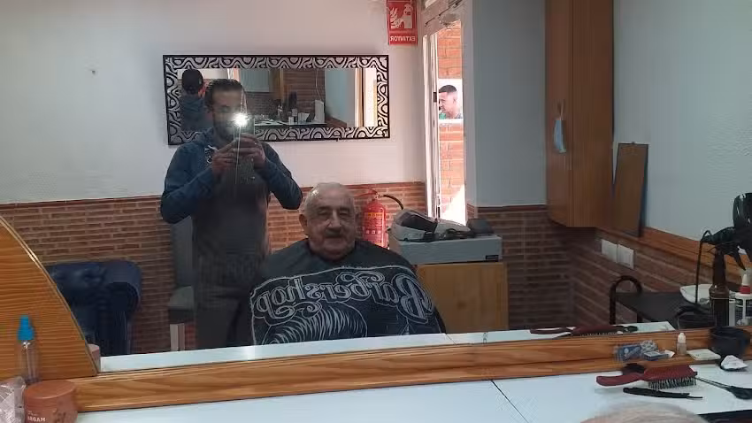 peluqueria adam
