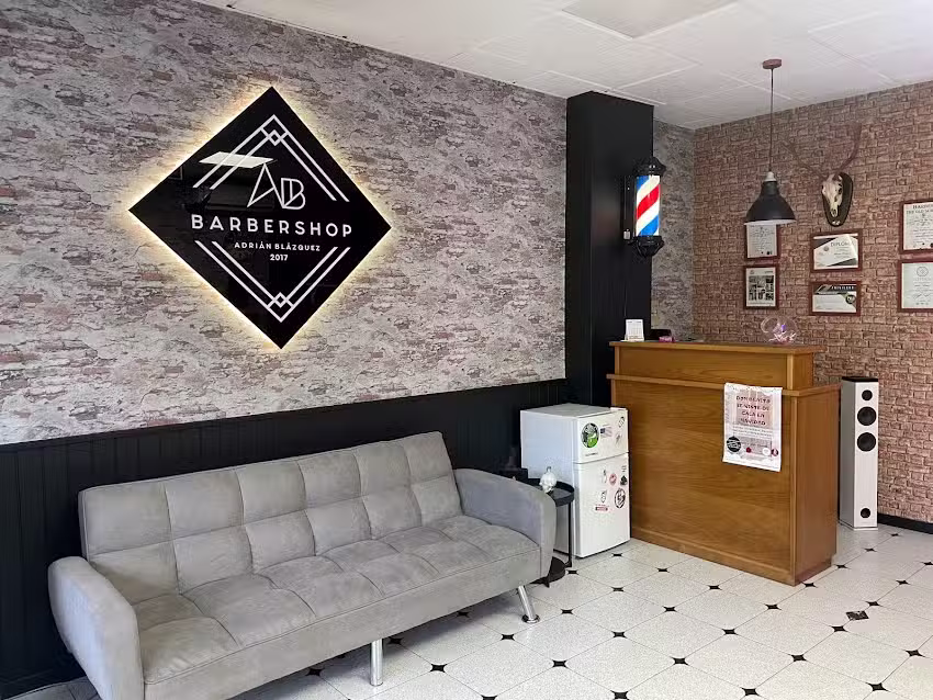 Peluqueria Adri&aacute;n Barbershop