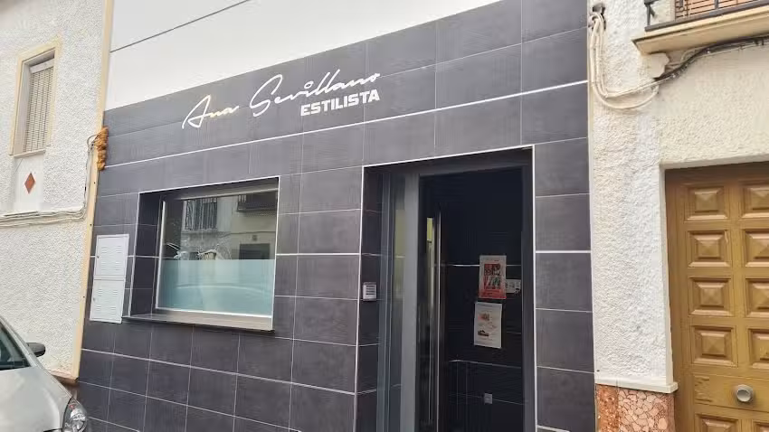 Peluquería Ana Sevillano.