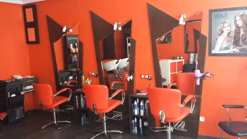 PELUQUERIA ANCA