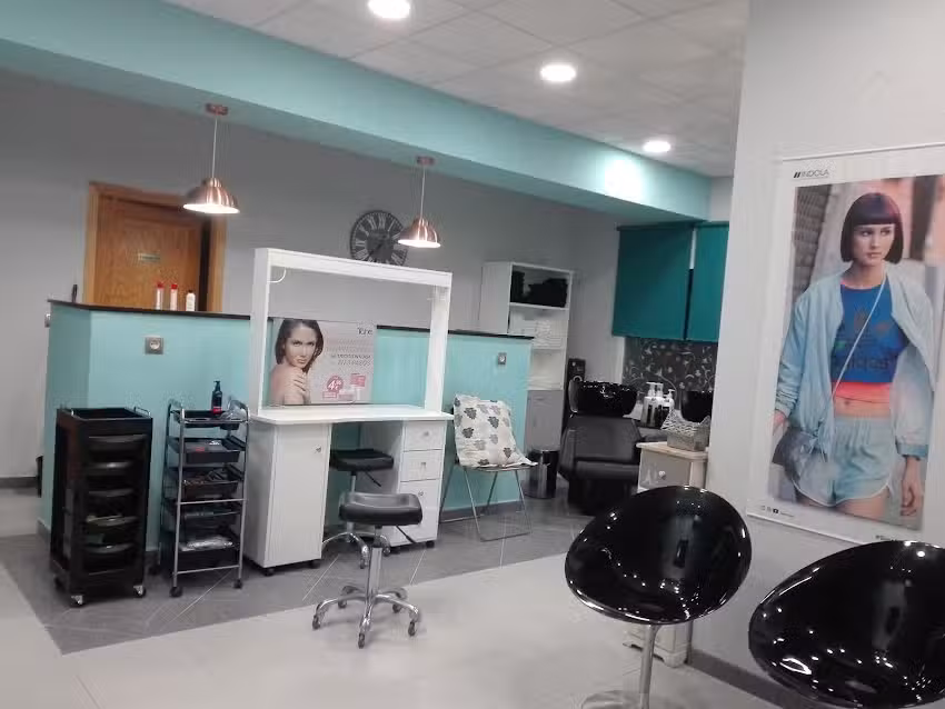 Peluquería Anna Oliva