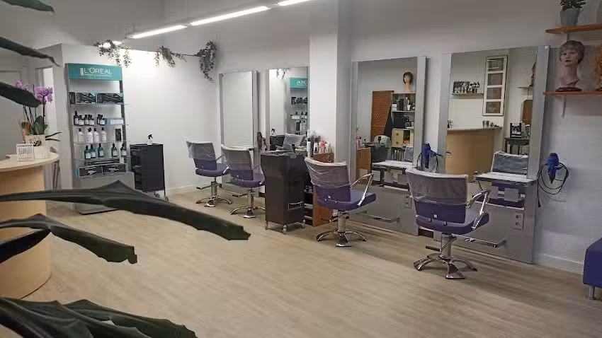 Peluquer&iacute;a Arantxa Pelucas Pamplona