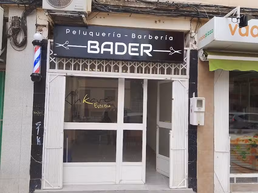 Peluquer&iacute;a &ndash; Barber&iacute;a BADER