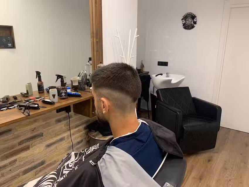 Peluquer&iacute;a Barber&iacute;a Dailos Artiles