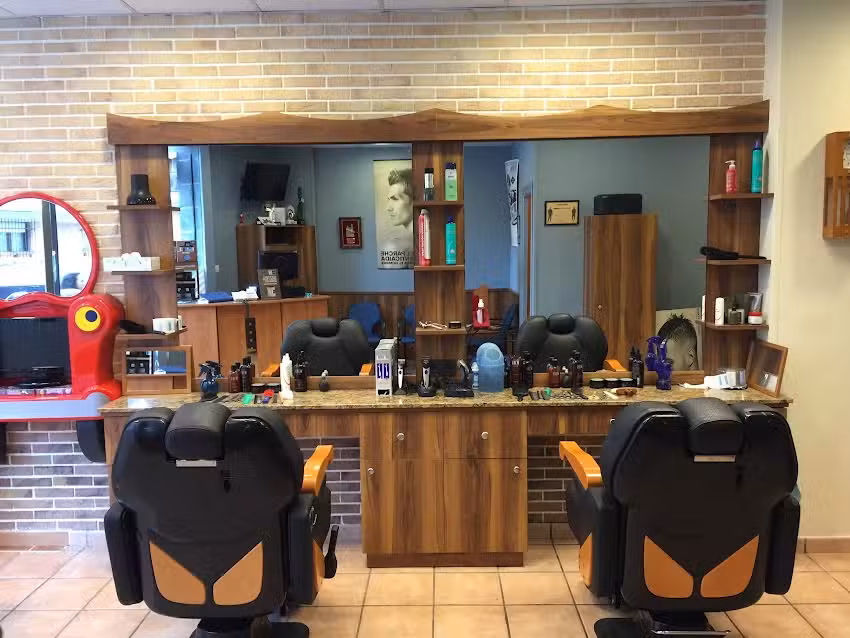 Peluquer&iacute;a Barber&iacute;a Francisco De La Torre