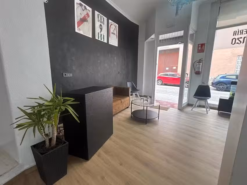 Peluqueria Barber&iacute;a Iranzo