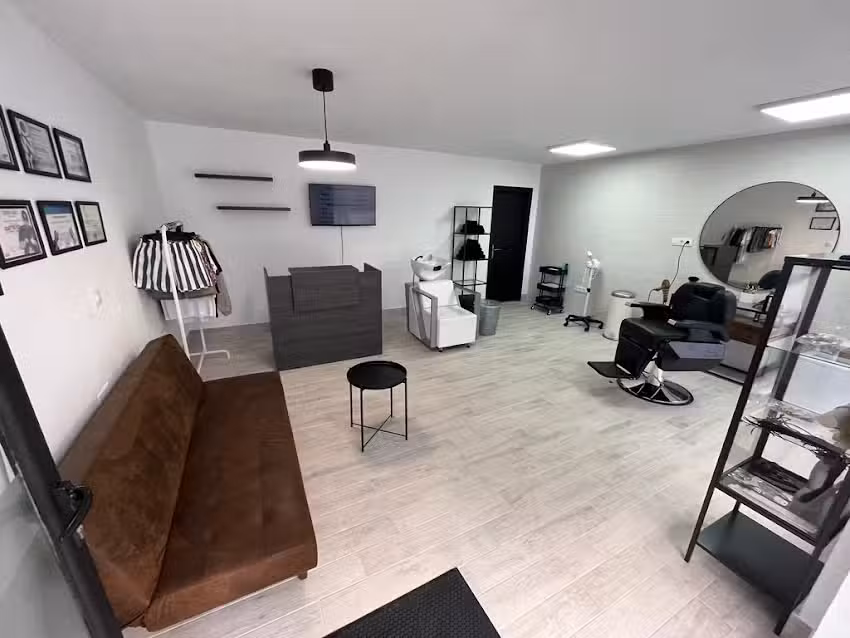 Peluquer&iacute;a Barber&iacute;a M13