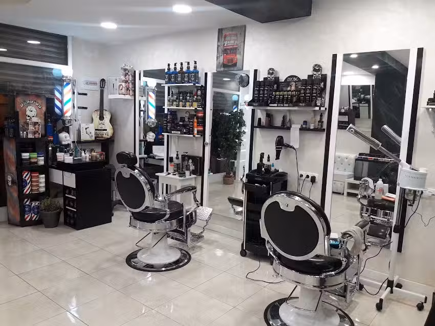 Peluquer&iacute;a Barber&iacute;a_Nidal
