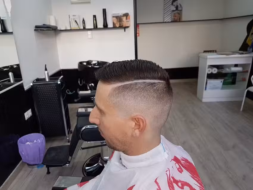 Peluquer&iacute;a.barberia.shop.tarik
