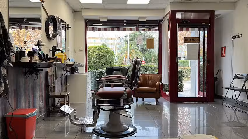 Peluquer&iacute;a Caballeros Barajas