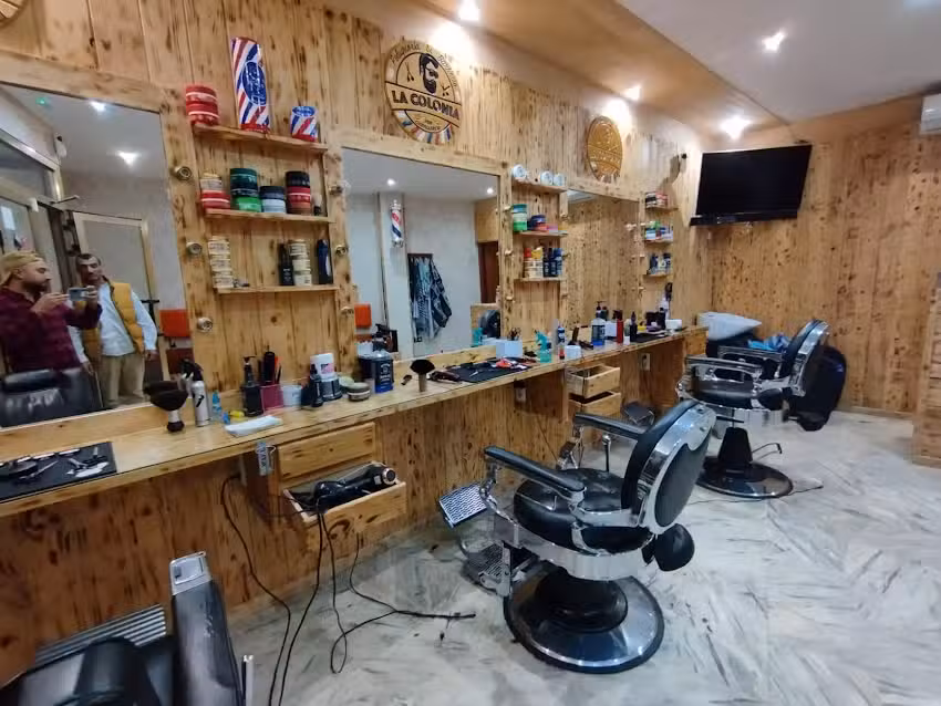 Peluquer&iacute;a Caballeros la colonia