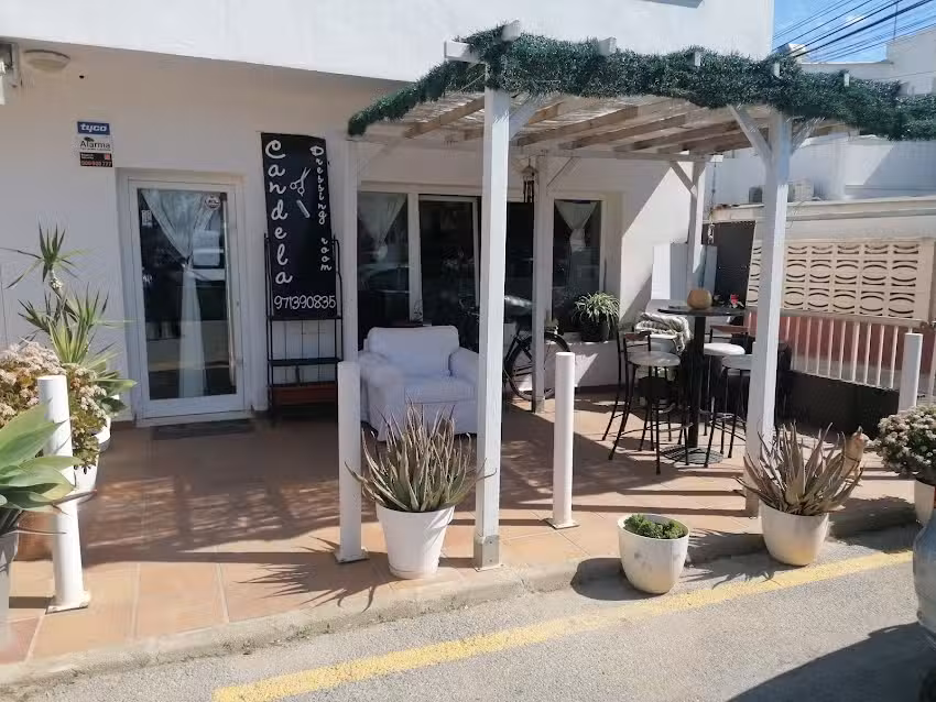 Peluqueria Candela en Ibiza (Dressing Room)