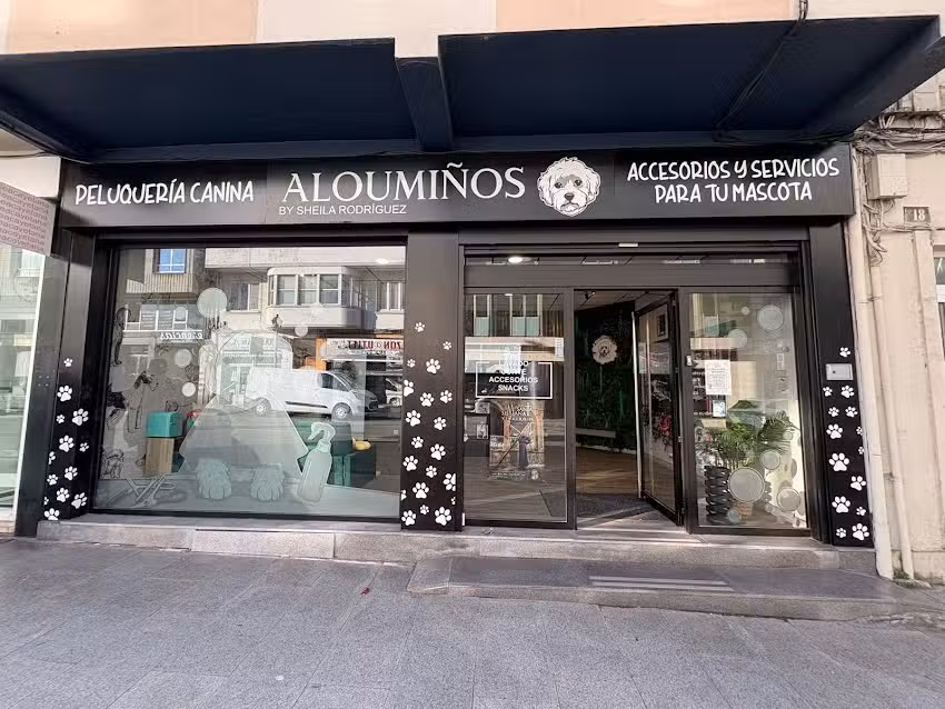 Peluquería Canina Aloumiños