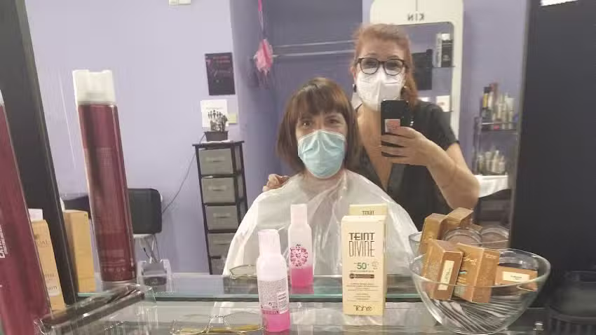 Peluquer&iacute;a Charmes en Tarrasa