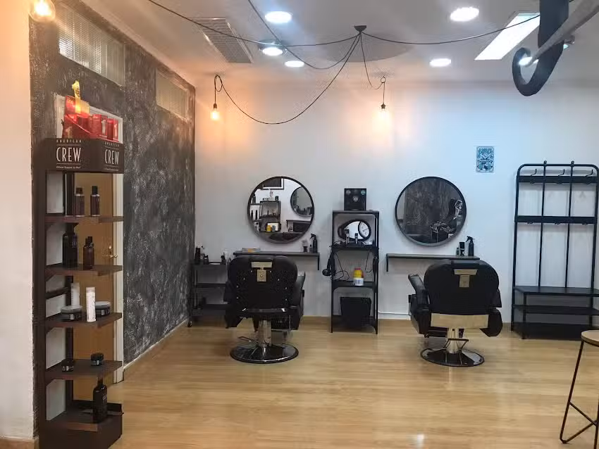 Peluquer&iacute;a de caballeros Andr&eacute;s Burillo