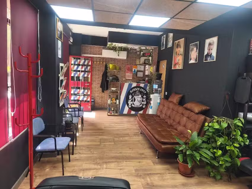 Peluquer&iacute;a de Caballeros El Rinc&oacute;n