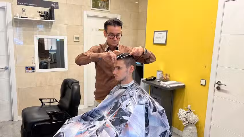 💈PELUQUERIA DE CABALLEROS JUANJO💈