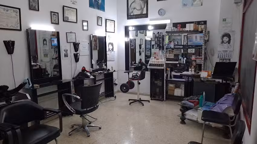Peluquer&iacute;a de Caballeros &laquo;JUANMA &laquo;