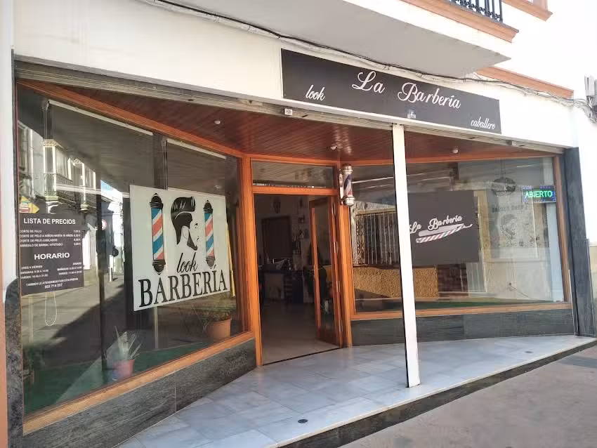 Peluqueria de caballeros Look San Roque n&uacute;mero 73