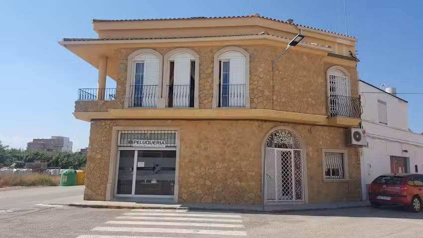 PELUQUERIA DE CABALLEROS MIGUEL FAYOS