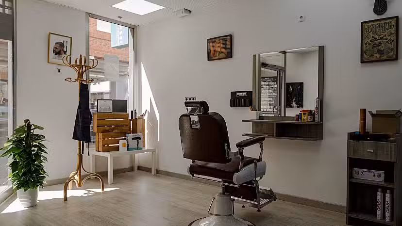 Peluquer&iacute;a de Caballeros MISS BLADE Barbershop