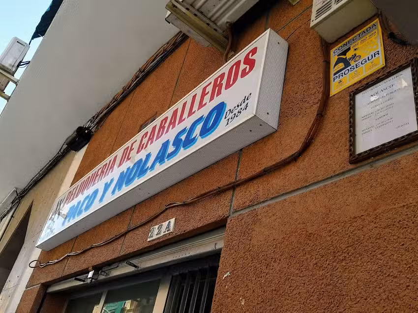 Peluqueria De Caballeros Paco Y Nolasco