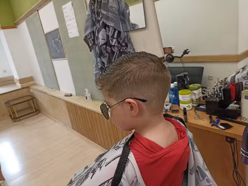 Peluquer&iacute;a de Caballeros Rafa Jaca