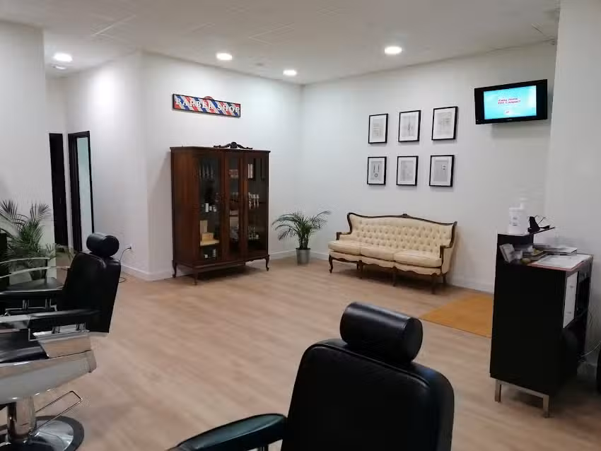 Peluquer&iacute;a De Caballeros Roberto Amor
