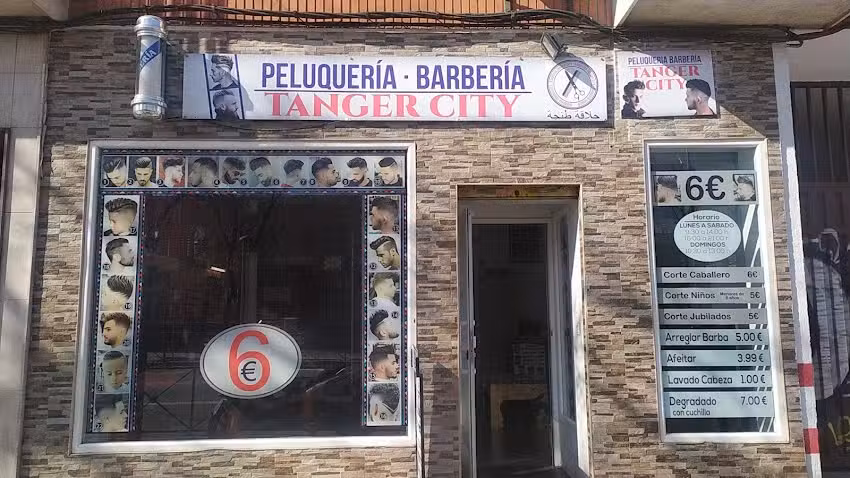 Peluquer&iacute;a De Caballeros Tanger City