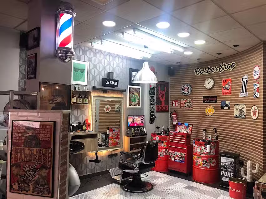Peluquer&iacute;a de caballeros Villa 18 (Soccer)