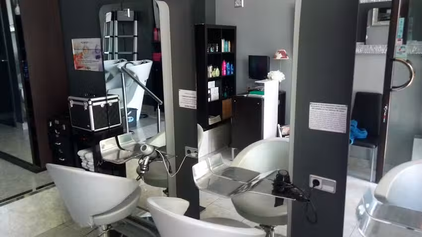 Peluquer&iacute;a Elena Bakaikoa