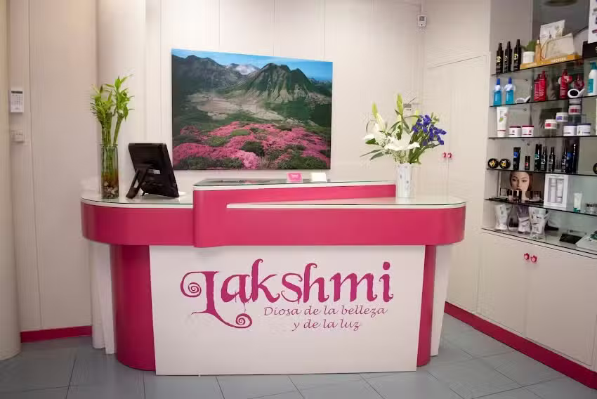 Peluquer&iacute;a en Legan&eacute;s &ndash; Est&eacute;tica &ndash; Masajes &ndash; LAKSHIMI
