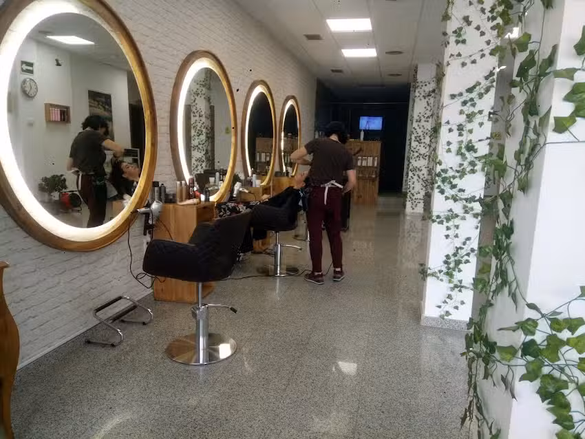 Peluquer&iacute;a en M&oacute;stoles, Tierras Vivas