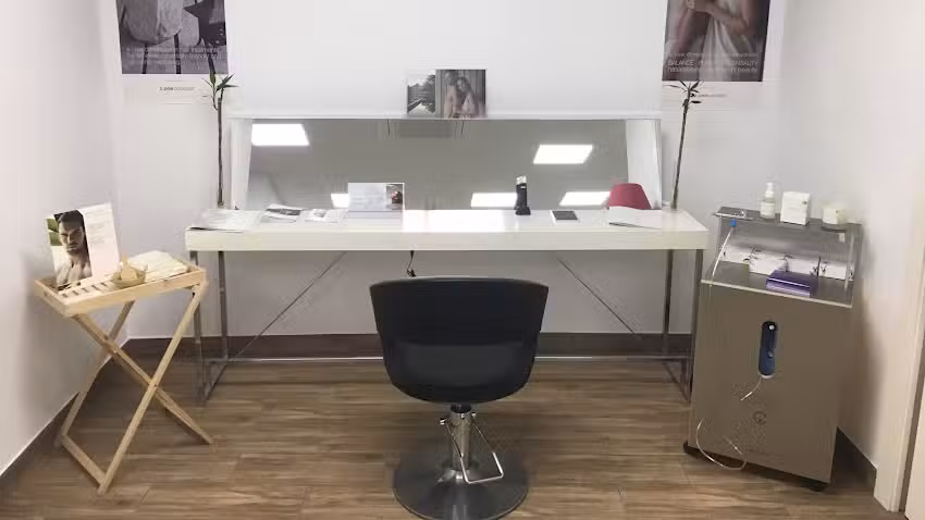 Peluquer&iacute;a Est&eacute;tica y Masajes Pura Vida, Elisabeth Iglesias