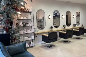 Peluquería, Estética y Solárium MAYAN