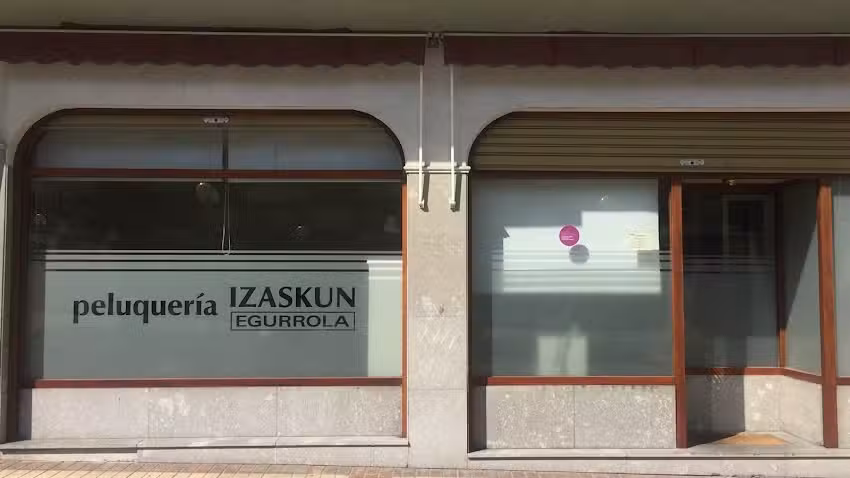 Peluquer&iacute;a femenina Izaskun Egurrola