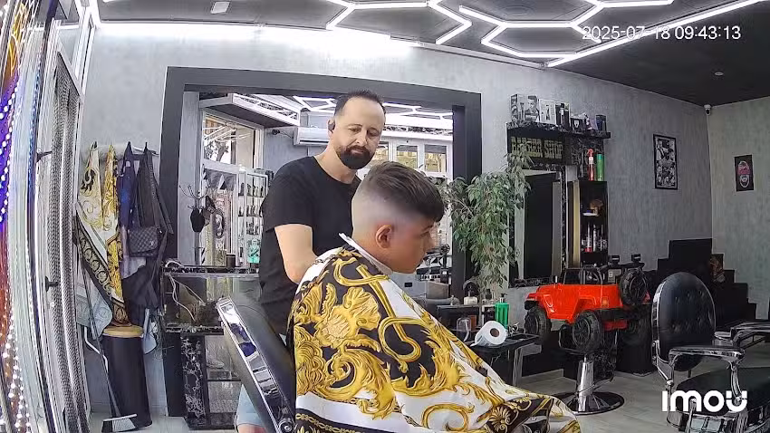 Peluquer&iacute;a Karim barber&iacute;a