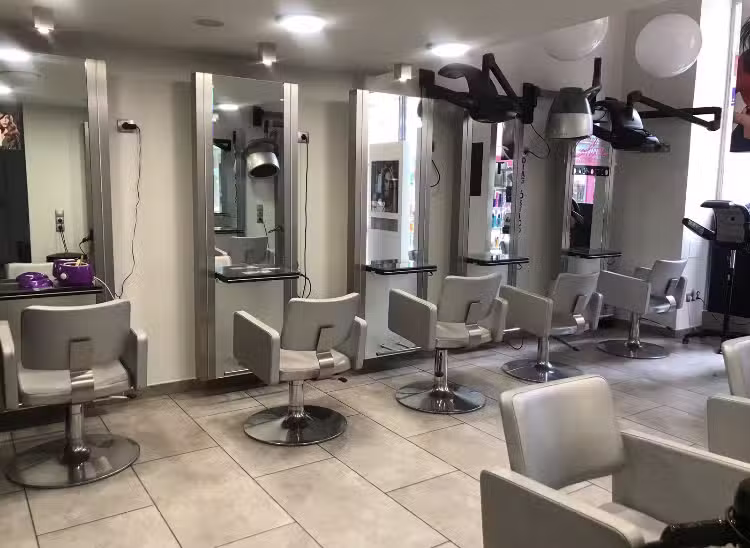 Peluqueria Manila | Peluquer&iacute;a de Almu&ntilde;&eacute;car