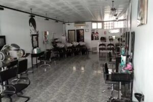 PELUQUERÍA MARCE E ISA