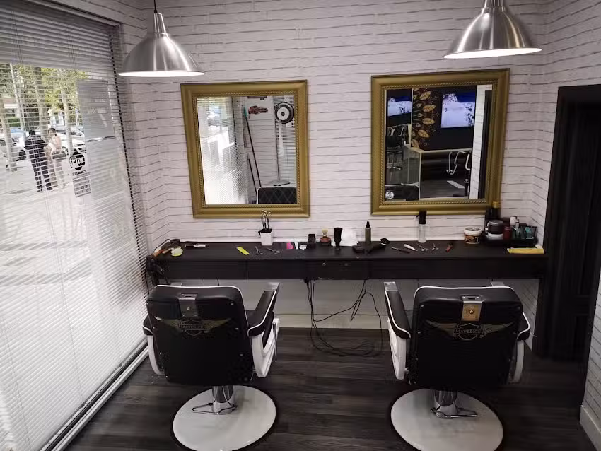 Peluquer&iacute;a Maverick tiene servicio hoy