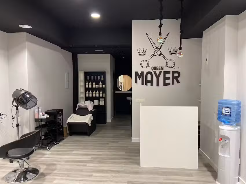 Peluquer&iacute;a Mayer Queen