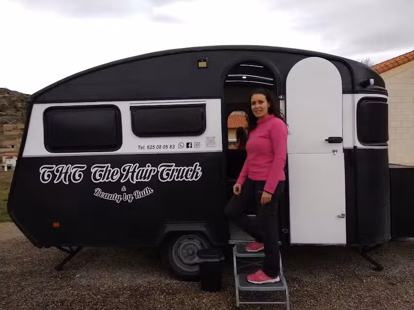 Peluqueria movil. Ruth Blasco. The hair truck & beauty by Ruth