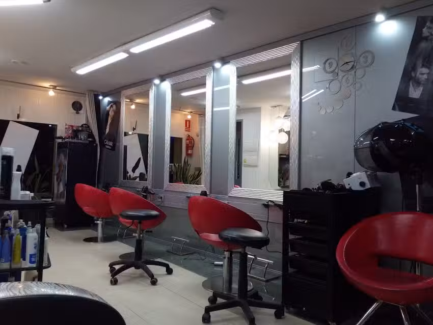 Peluquer&iacute;a New Look. Candeleda