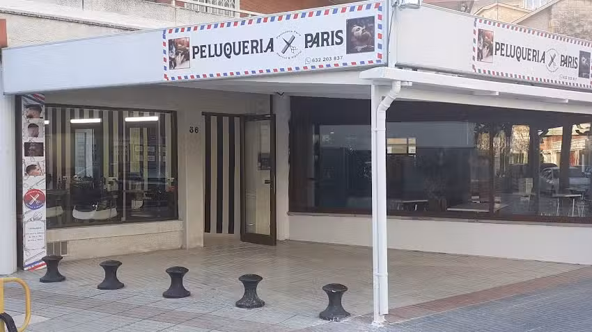 (Peluquer&iacute;a PARIS /// Aberta todo ela&ntilde;o ) (calle mayor Salou)