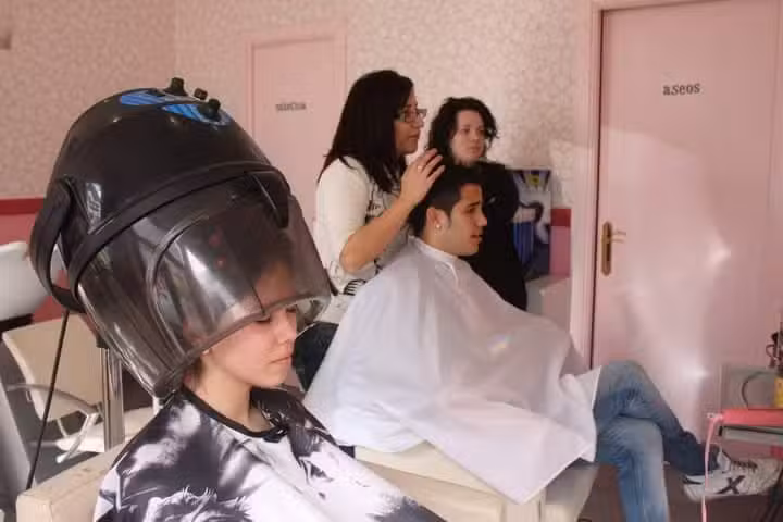 Peluqueria Peque&ntilde;ita
