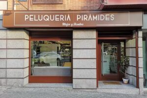 Peluqueria Piramides