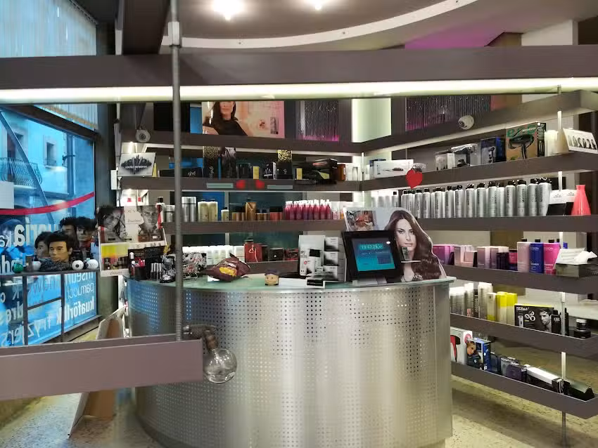 Peluqueria Rakel Estilistas