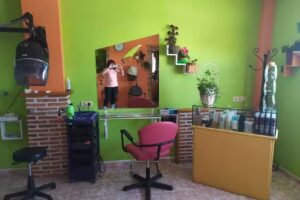 Peluquería Raquel (Córtate Un Pelo)